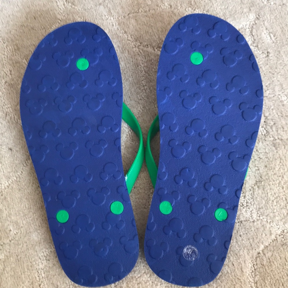 Disney Flip-flops - Picture 2 of 2